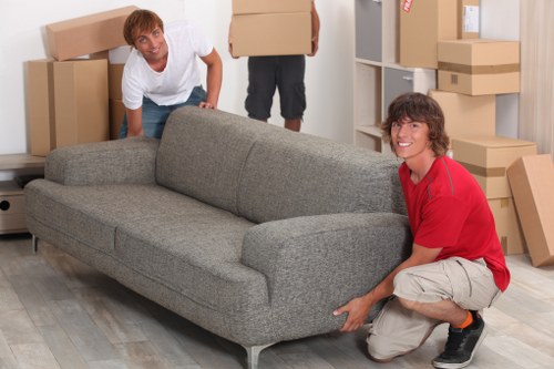 Moving van service for Poplar homes and flats