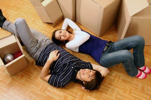 Poplar removals van for boxes and household items
