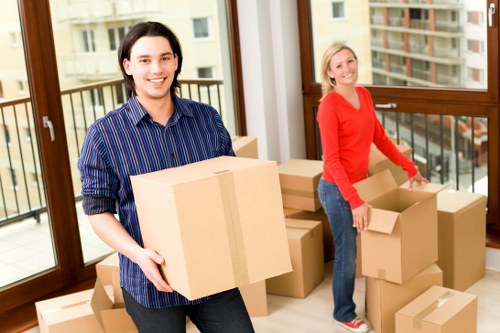 Residential flat move support in Poplar